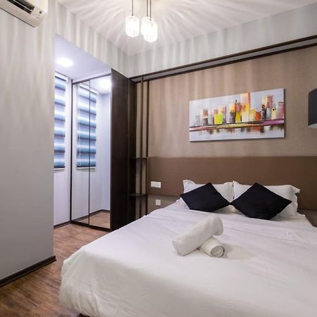 Loft Pano Seaview Suite 2 Bedroom By The Only Bnb Jelutong エクステリア 写真