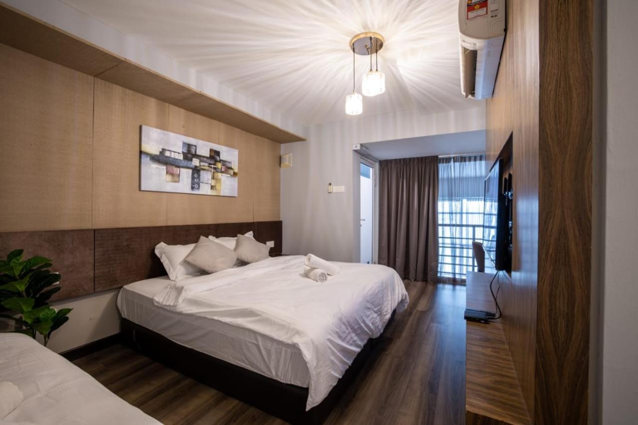 Loft Pano Seaview Suite 2 Bedroom By The Only Bnb Jelutong エクステリア 写真